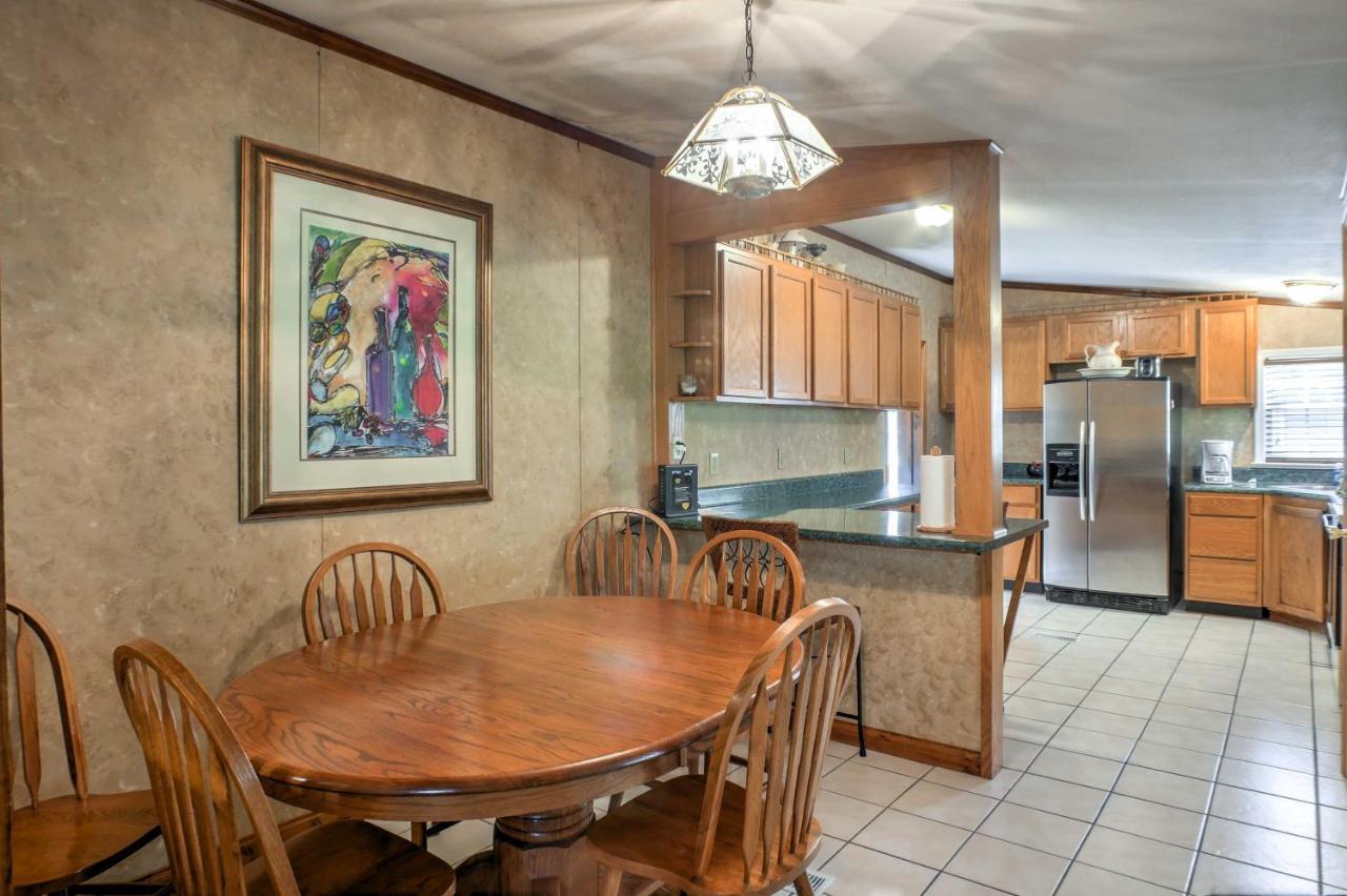 Ooltewah Cabin With Grill, Pool Table And Porch! Esterno foto