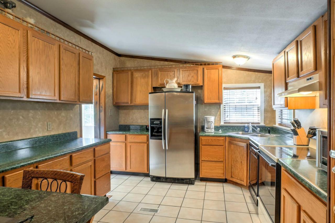 Ooltewah Cabin With Grill, Pool Table And Porch! Esterno foto